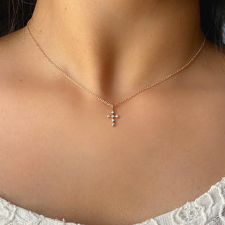 Cross Bezel Pendant Necklace