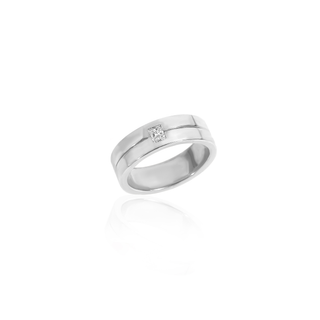 Bold Emerald Men’s Ring