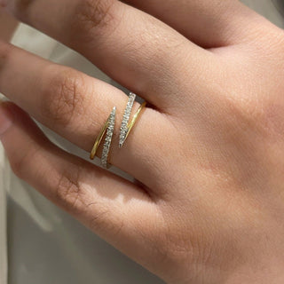 Cross Stems Open Ring