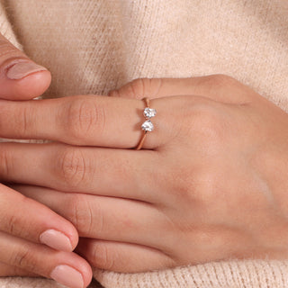 Kissing Hearts Ring