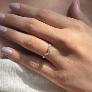 Marquise V Ring
