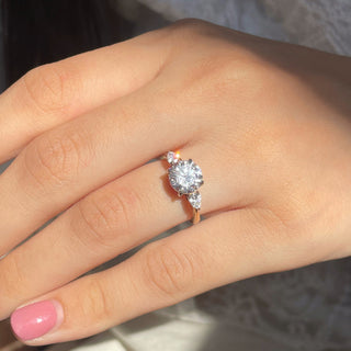 Three Stone Round Ring