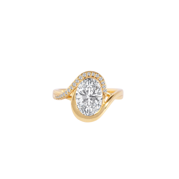 The Sculpted Knot Oval Ring