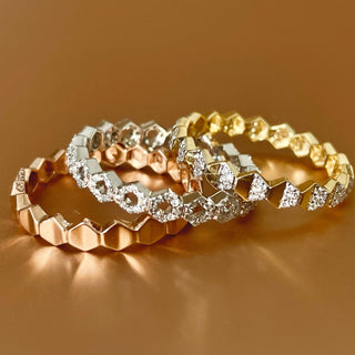 Tri Coloured Lattice Stack