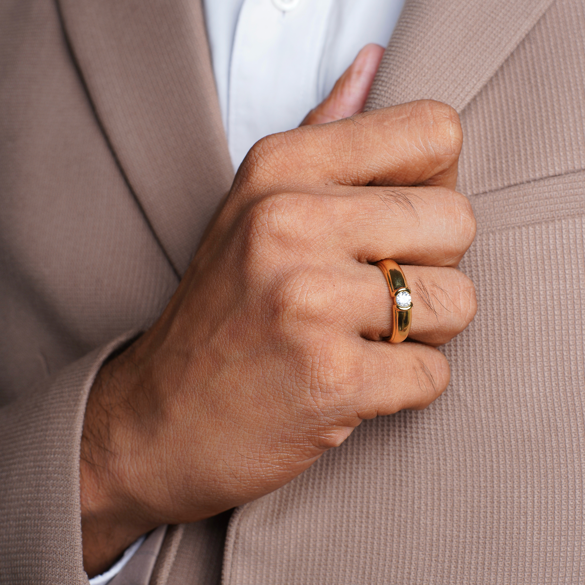 Diamond Hugging Men's Ring – DiAi Designs