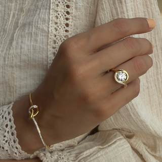 Lab Grown Diamond The Round Knot Set