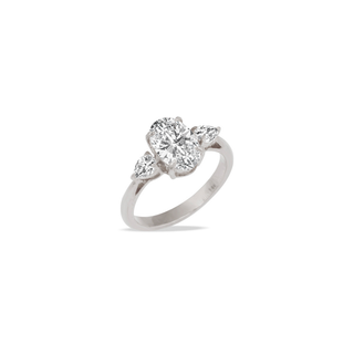 Three Stone Oval Ring