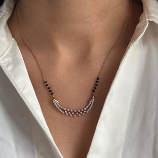 Scattered Diamond Mangalsutra