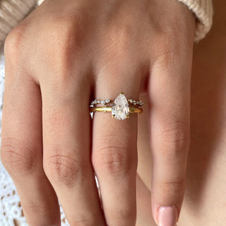 Sprinkly Diamond Band Ring