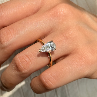 Lab Grown Diamond Starry Band Pear Ring