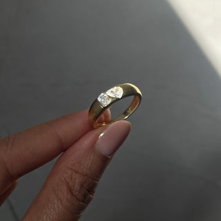 Women's Toi Et Moi Band Ring